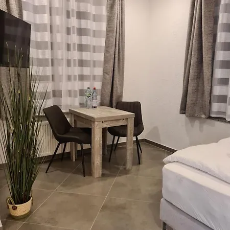 Homestay Wellandhome - 6 *