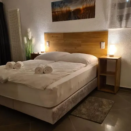 Wellandhome - 6 Homestay Aalen