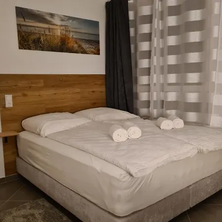 Homestay Wellandhome - 6 *