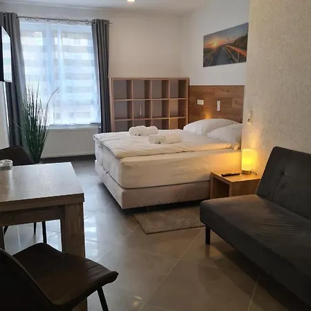 Wellandhome - 6 *